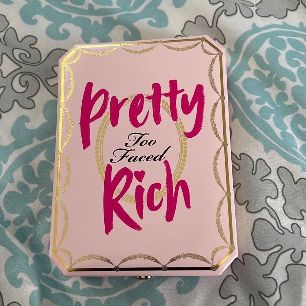 Too Faced Palette